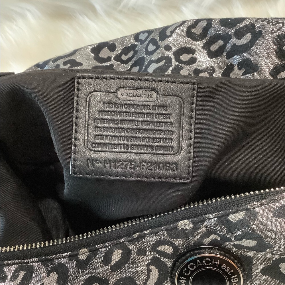 LIKE NEW Coach Ocelot Leopard Shoulder/Hobo Bag Purse - Picture 7 of 13